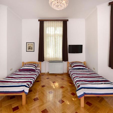 Vila Regina Rooms كارلوفاتش المظهر الخارجي الصورة