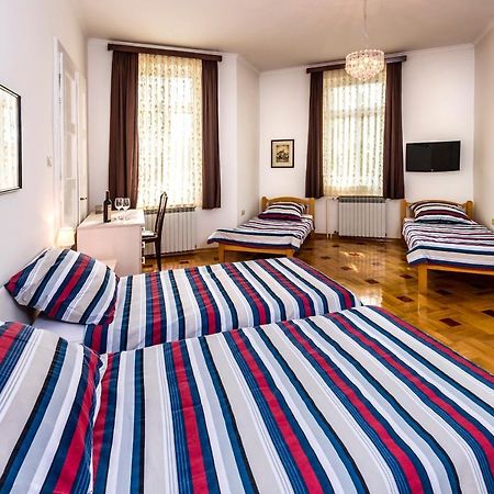Vila Regina Rooms كارلوفاتش المظهر الخارجي الصورة