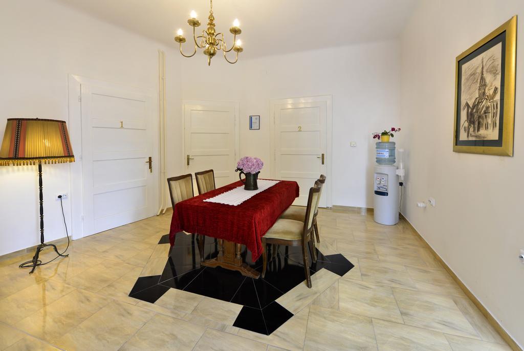 Vila Regina Rooms كارلوفاتش المظهر الخارجي الصورة