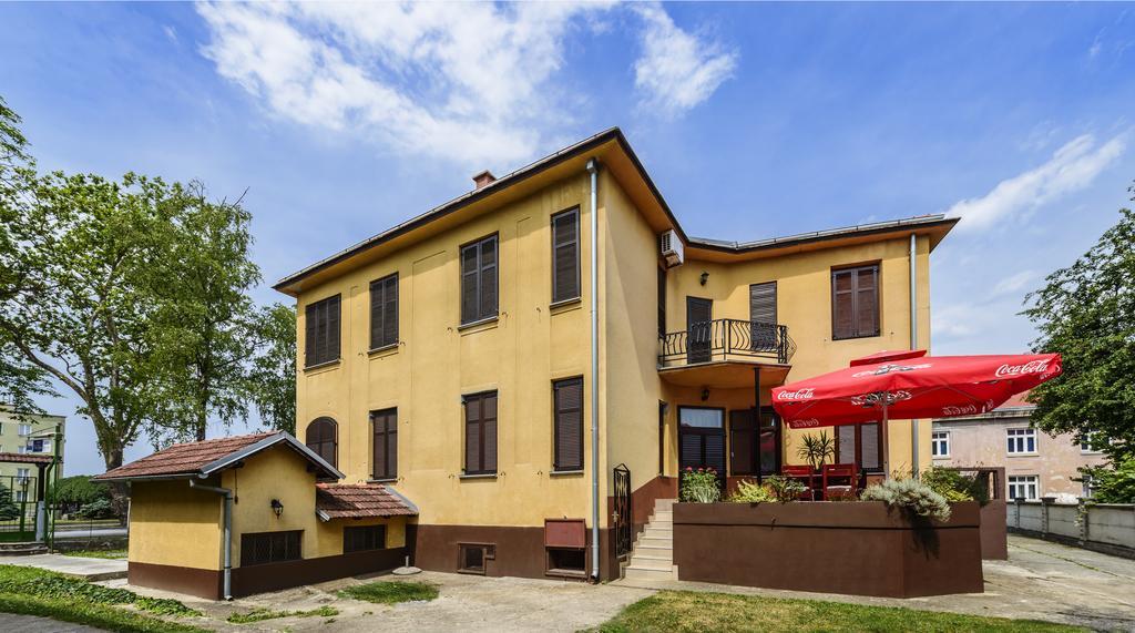 Vila Regina Rooms كارلوفاتش المظهر الخارجي الصورة