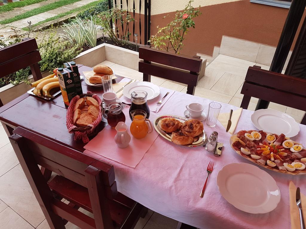 Vila Regina Rooms كارلوفاتش المظهر الخارجي الصورة